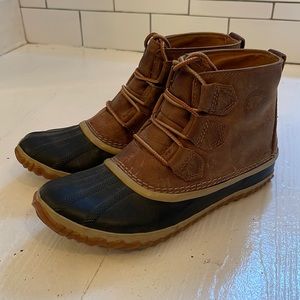 Sorel duck boots